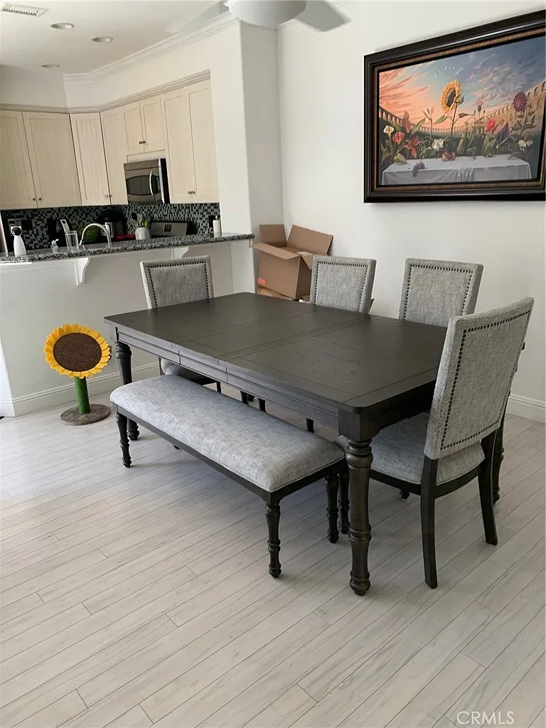 2 bed, 1152 sqft, $3,150 — Photo 3