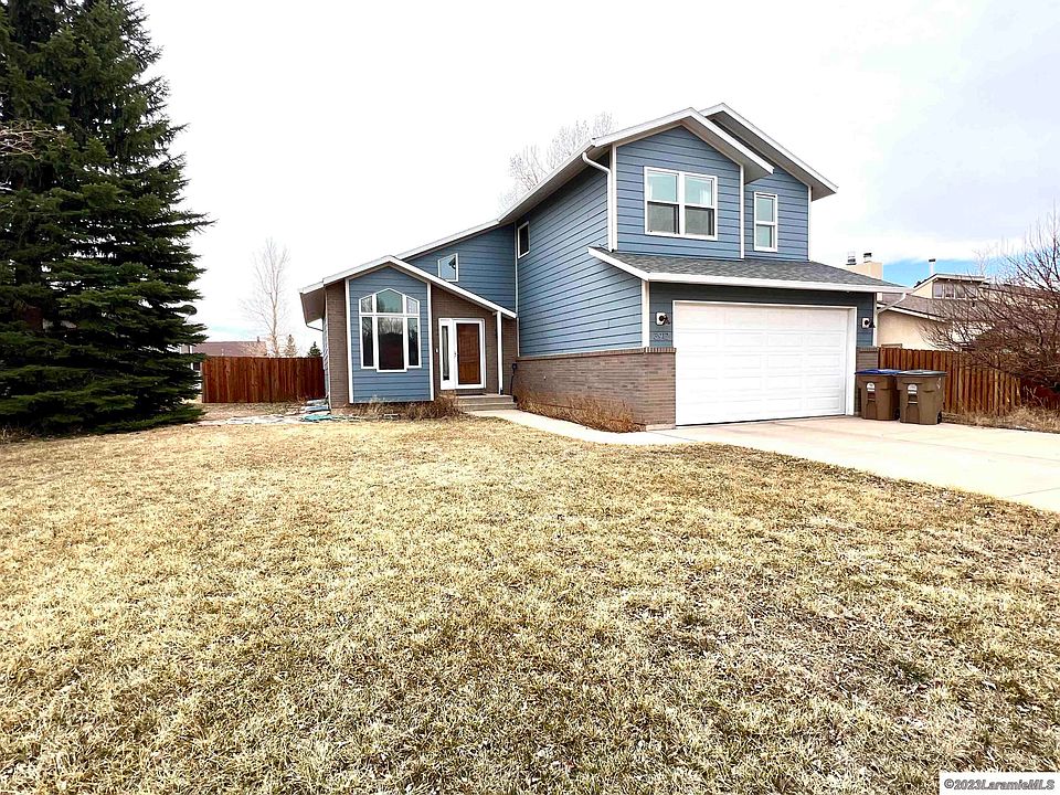 1st image of 3912 Alta Vista Dr