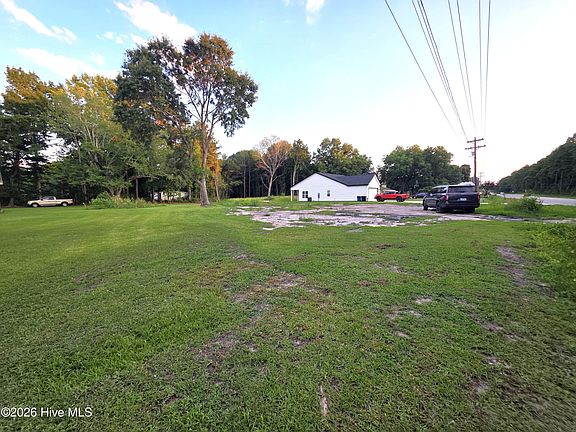 2nd image of 1390 Old Folkstone Road