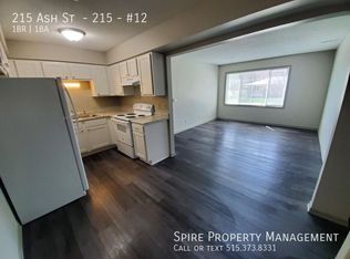 215 Ash St #12, Carlisle, IA 50047