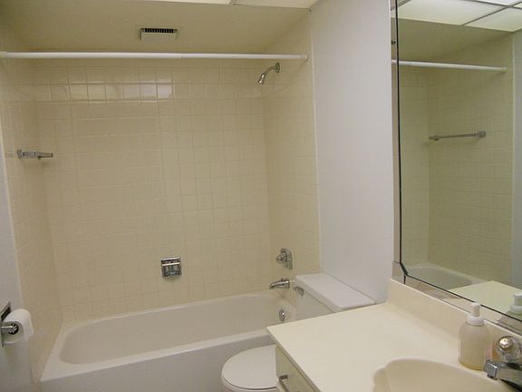3rd image of 350 Plum Creek Dr #4051