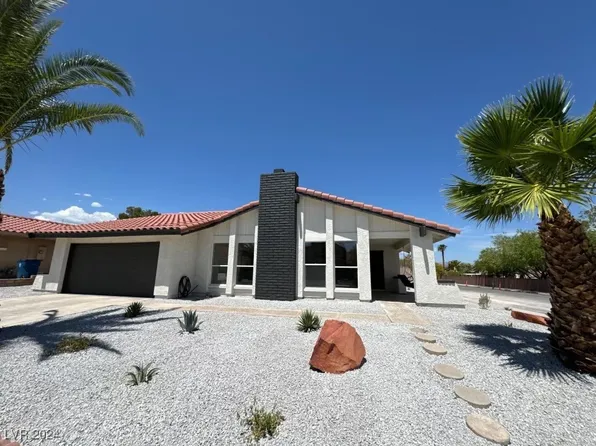 8700 Orvieto Dr, Las Vegas, NV 89117