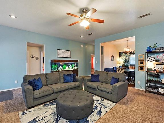 5th image of 231 Corn Hill Dr