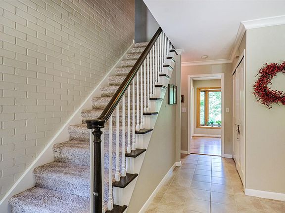 5th image of 2959 Parkridge Dr
