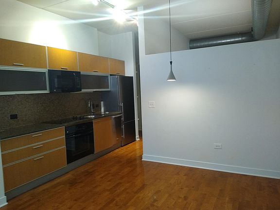 2nd image of 650 W Wayman St Unit 507