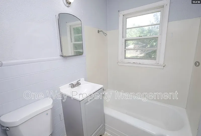 3 bed, 1.0 bath, 1086 sqft, $900 — Photo 4