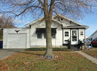 417 Beverly Dr, Piqua, OH 45356