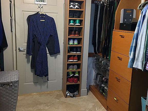 5th image of 1155 Brickell Bay Dr APT 710