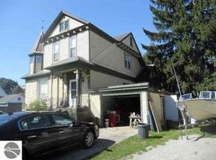 423 Newman St, East Tawas, MI
