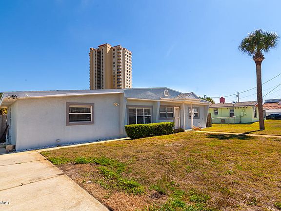 3rd image of 377 Woodland Ave