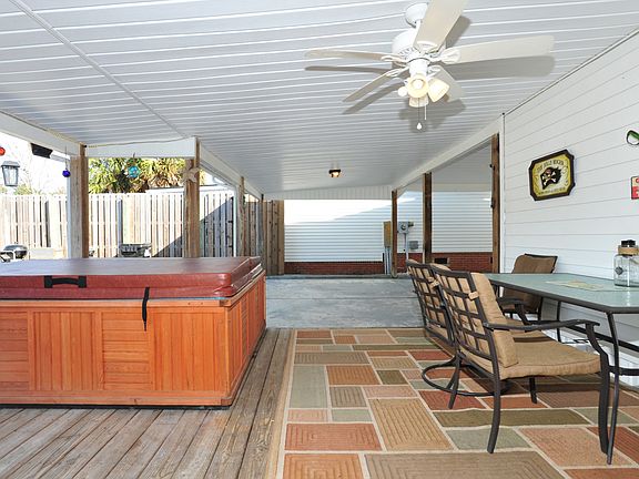 4th image of 130 Cedar Hollow Ln