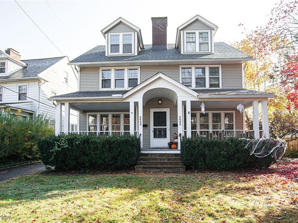 1st image of 2455 Woodmere Dr