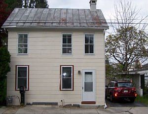 1st image of 132 S King St