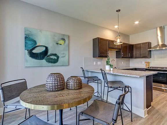 3rd image of 245 Kinsey St SE #6107