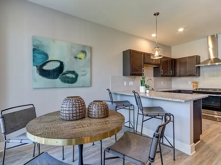 Hanover Townhomes — Photo 3