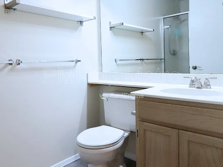 200 Main St #310 — Photo 11