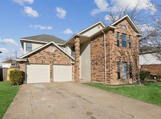 6420 Rising Meadow Dr, Arlington, TX 76018