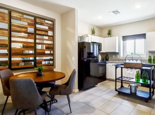 2829 W Red Fox Rd, Phoenix, AZ 85085