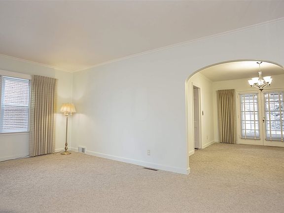 4th image of 1316 Widergren Dr