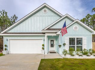 7700 Coral Ln, Ocean Springs, MS 39564