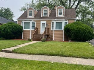 917 S La Londe Ave, Lombard, IL 60148