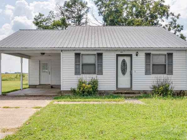131 E Oak St, Lepanto, AR 72354
