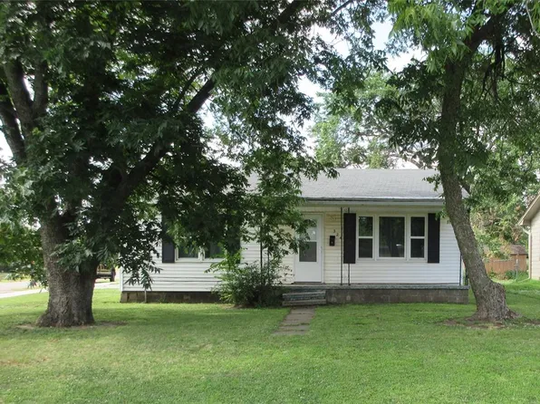 324 E Locust St, Tecumseh, OK 74873