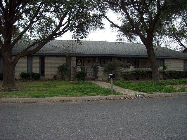 1st image of 3103 Auburn Dr