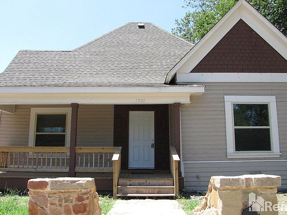 2nd image of 1024 E Hattie St