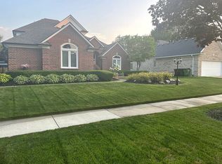 14240 Silent Woods Dr, Shelby Township, MI 48315