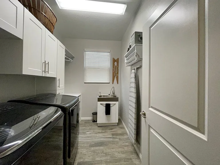 992 Whitworth Ave — Photo 15
