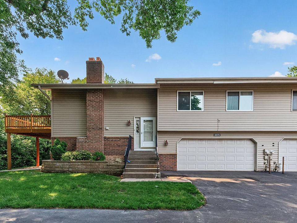 1st image of 3575 York Dr