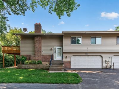 3575 York Dr, Woodbury, MN, 55125