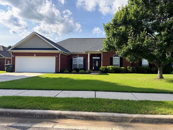 215 Hope Ridge Dr