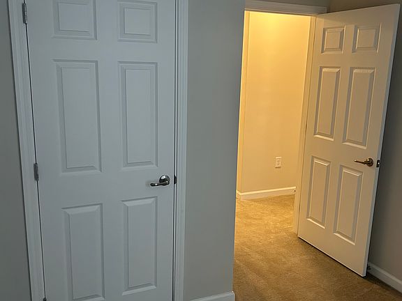 5th image of 994 Mount Vernon Rd #2