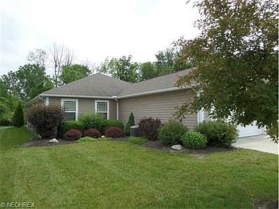 1st image of 3952 Edinburgh Dr