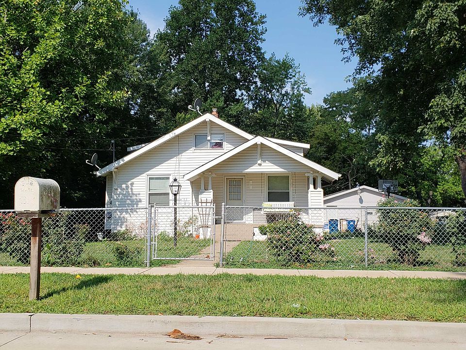 1st image of 131 Reading Ave