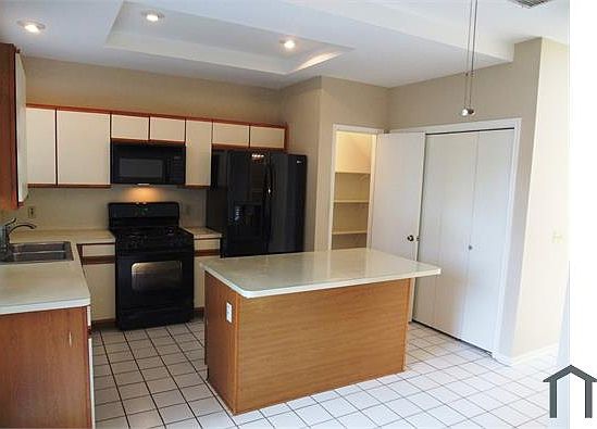 4th image of 2930 Grants Lake Blvd APT 1902
