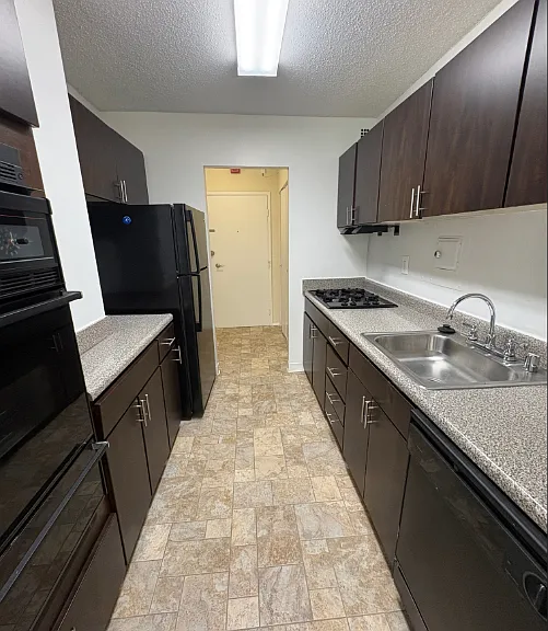 Horizon House — Photo 63