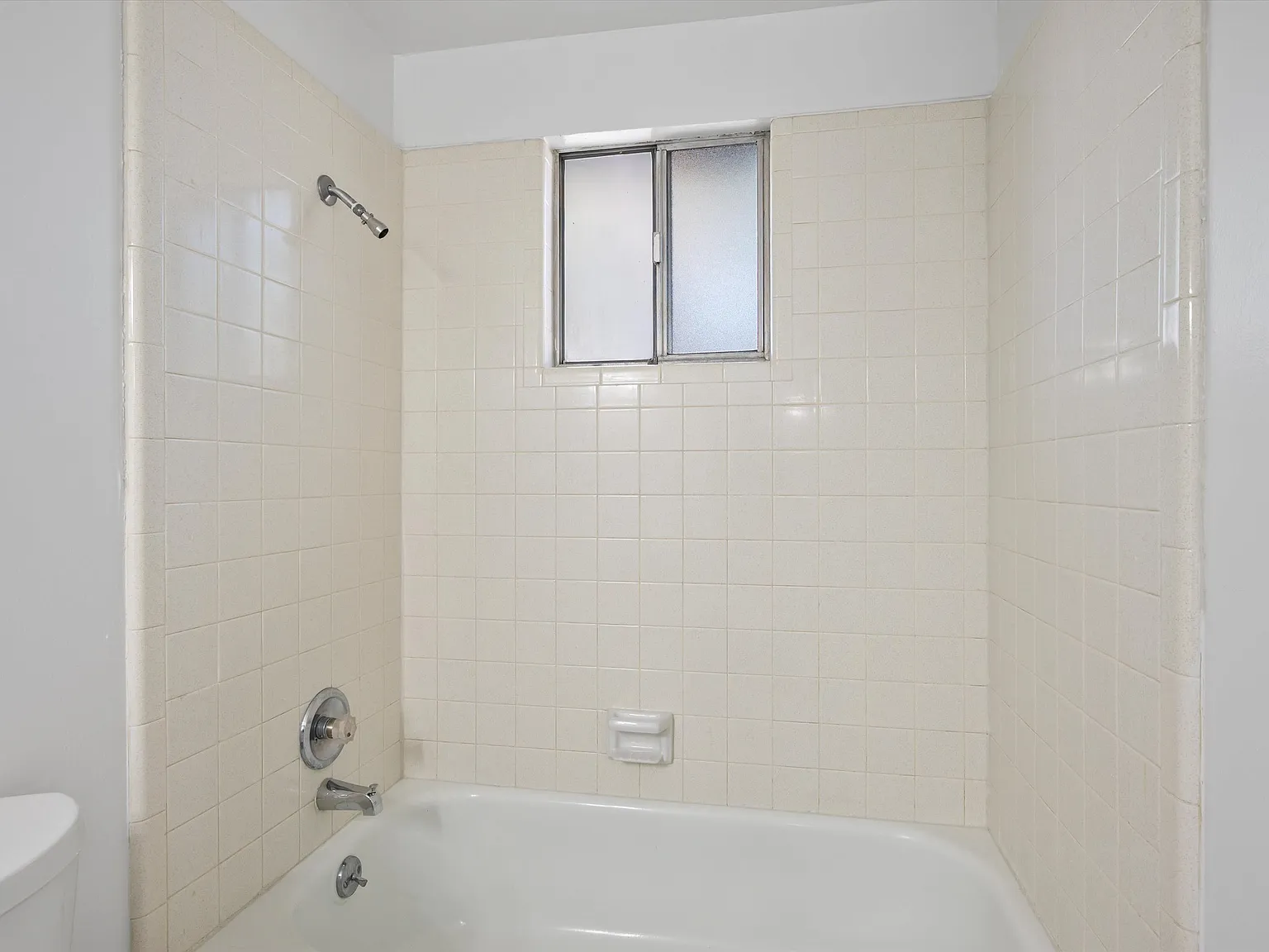 4525 E Bellevue St — Photo 2