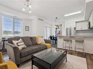 1077 Gordon St #228, Guelph, ON