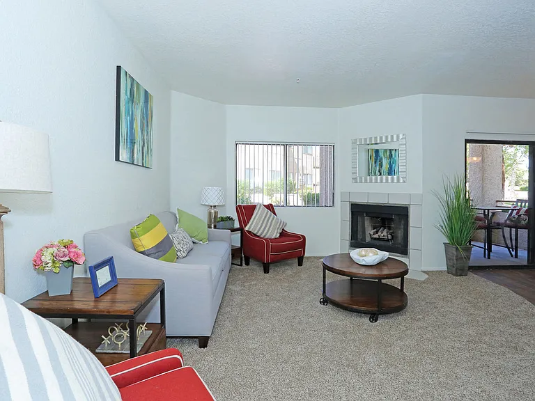 Parc West Apartments — Photo 5