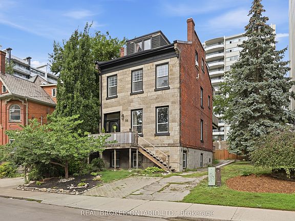 2nd image of 98 Duke St
