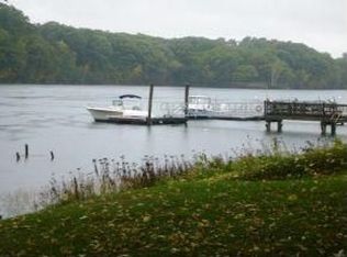 8 Woodbine Ave, Eliot, ME 03903