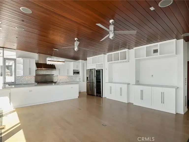 3316 Crest Dr — Photo 30