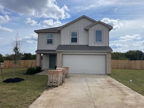 127 Peluce Pl, Caldwell, TX 77836