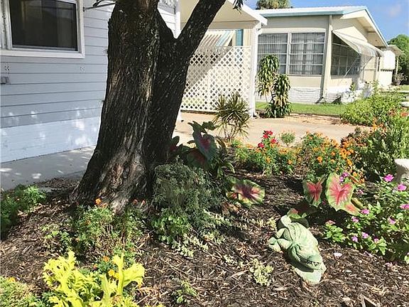 2nd image of 214 Cobblestone Ln