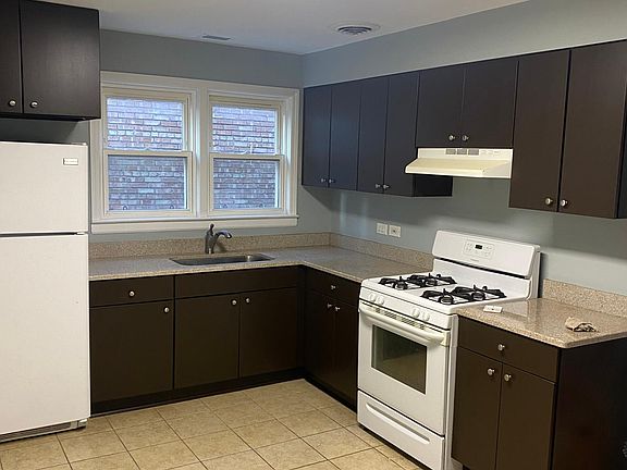 4th image of 9026 Lacrosse Ave #1B