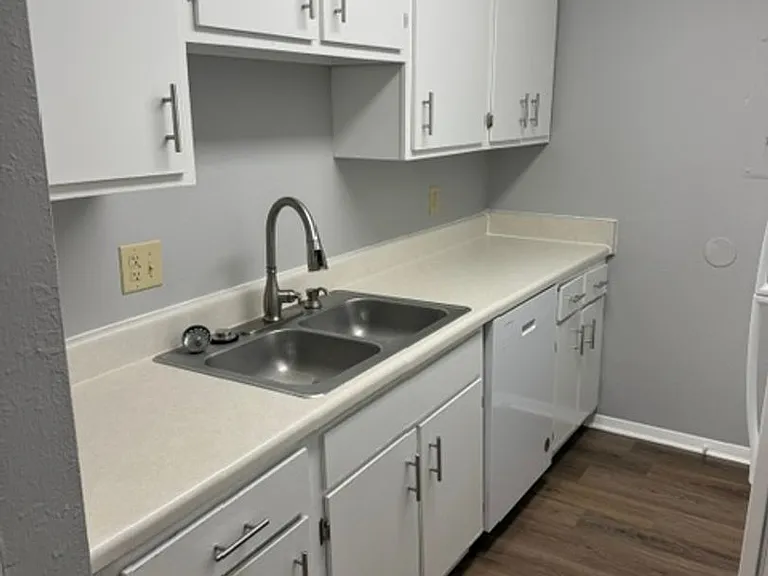900 Mountain Creek Rd #C-52 — Photo 3