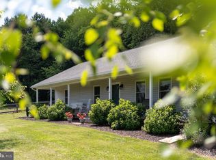 192 Spring Crossing Ln, Steeles Tavern, VA 24476